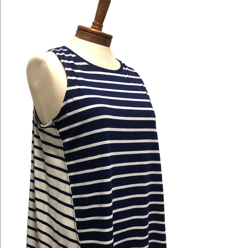 NWOT Thyme & Honey Sleeveless Tee